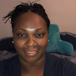 Meet your Posher, Stacy